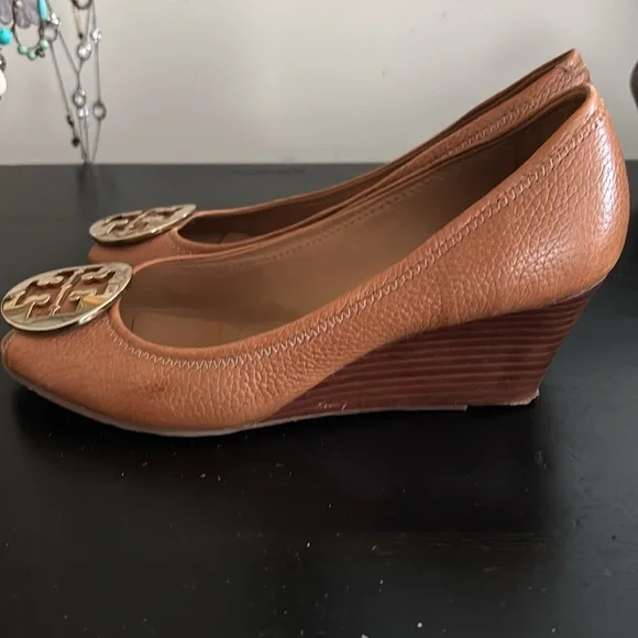Tory Burch peep toe wedges - Picture 2 of 4
